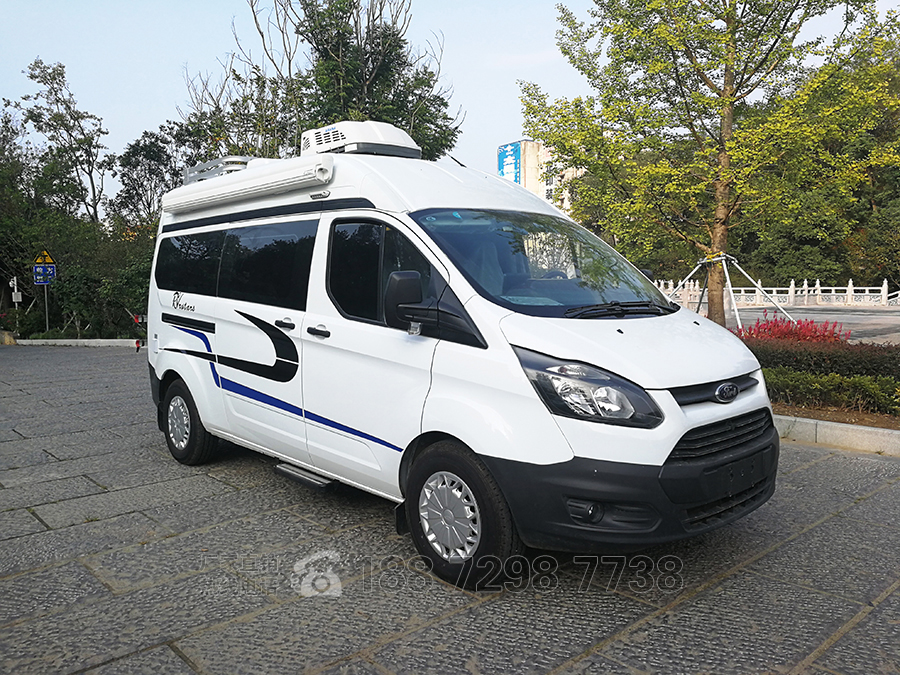 福特新全順中軸中頂房車(chē)1